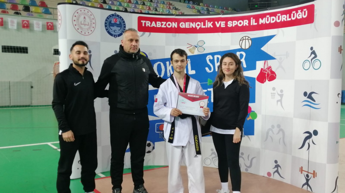 Sedat Özcan Trabzon Şampiyonu