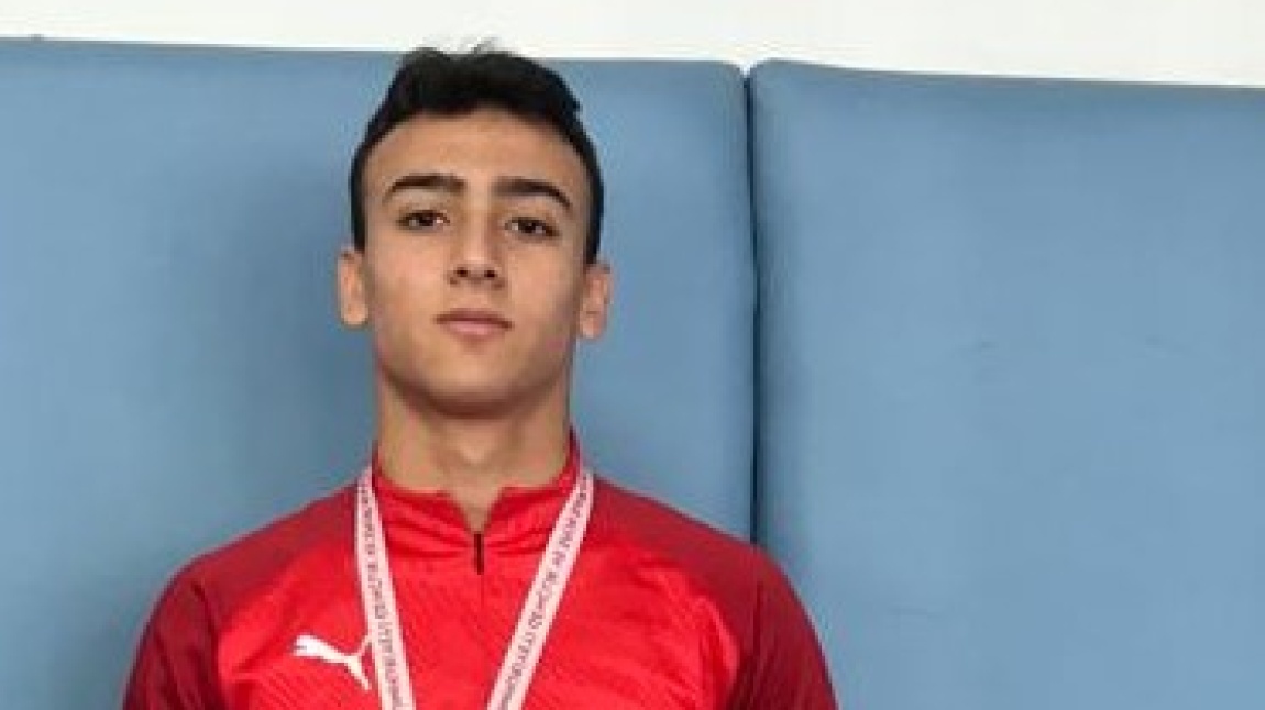 Muhammet Taha TİMURCİOĞLU Trabzon Şampiyonu