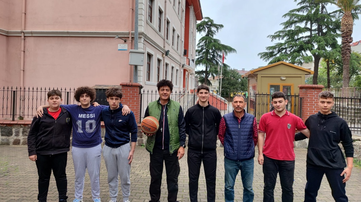 Okulumuzda 19 Mayıs Gençlik Haftası Basketbol Turnuvası Başladı